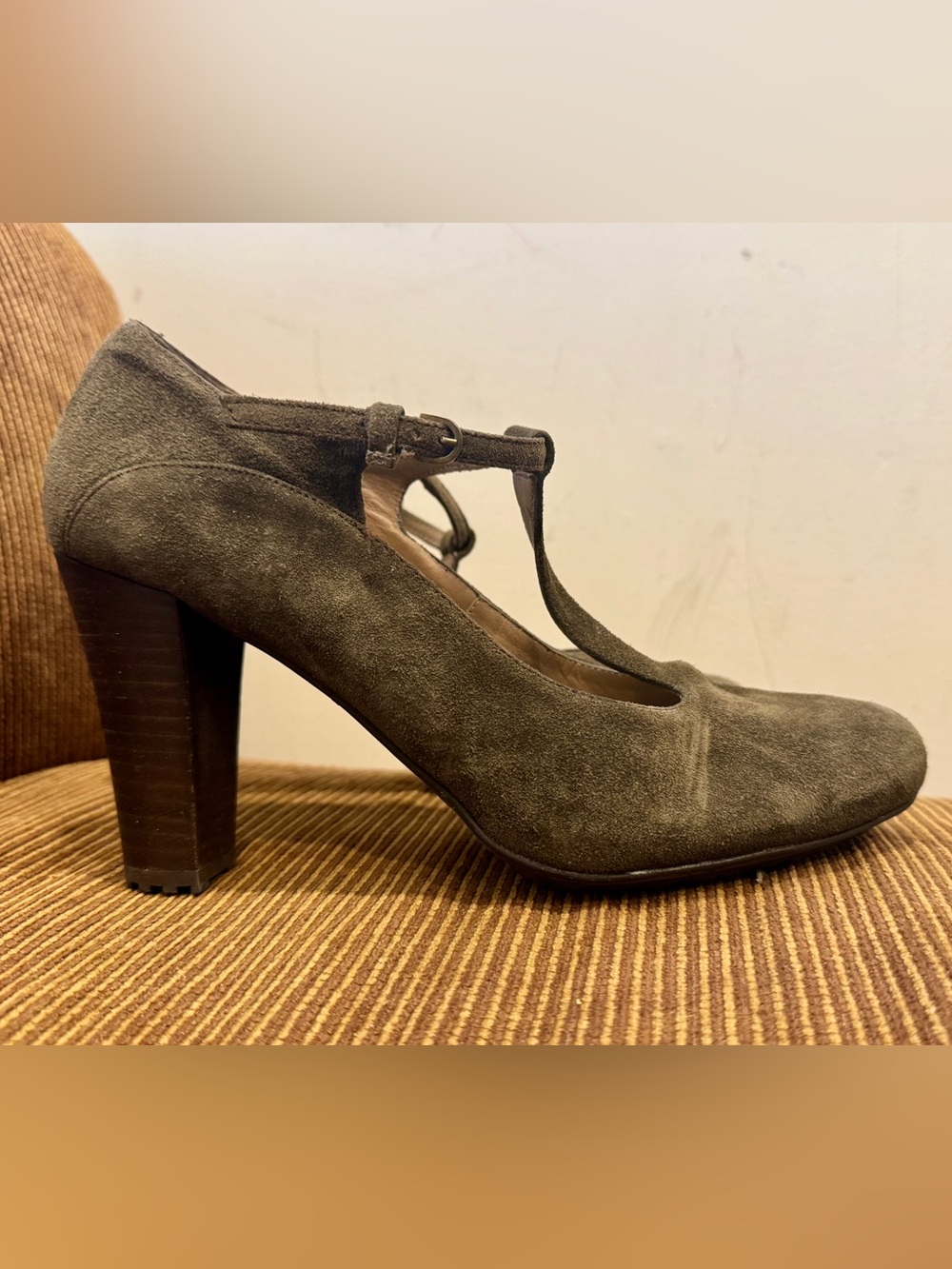 Pedro Miralles Olive Suede T-Strap Block Heel, Made in Spain, Sz 40